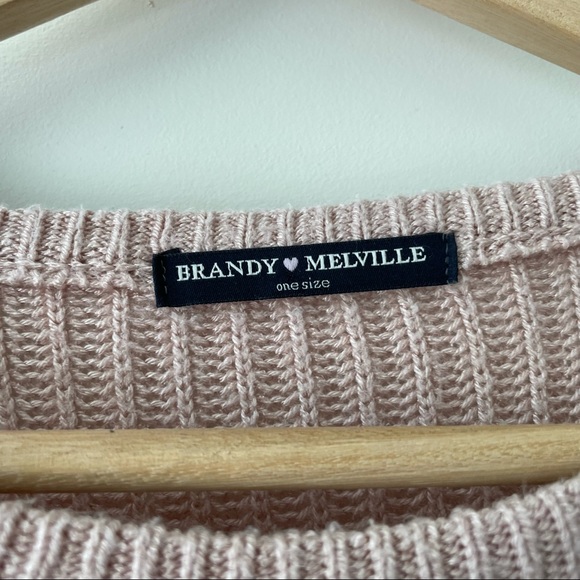 Brandy Melville Sweater - Picture 2 of 4